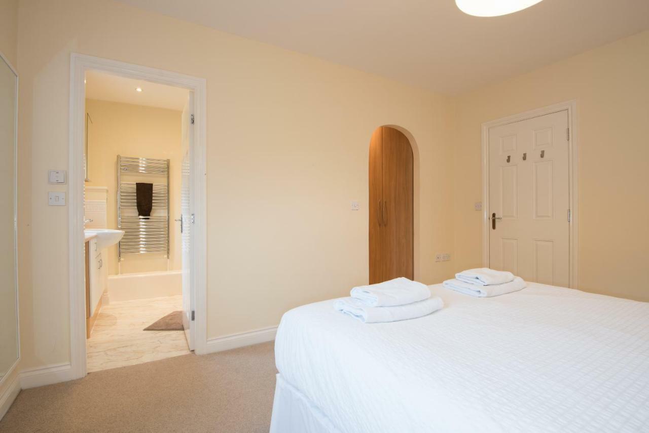 Dalton Crescent Villa Durham Dış mekan fotoğraf